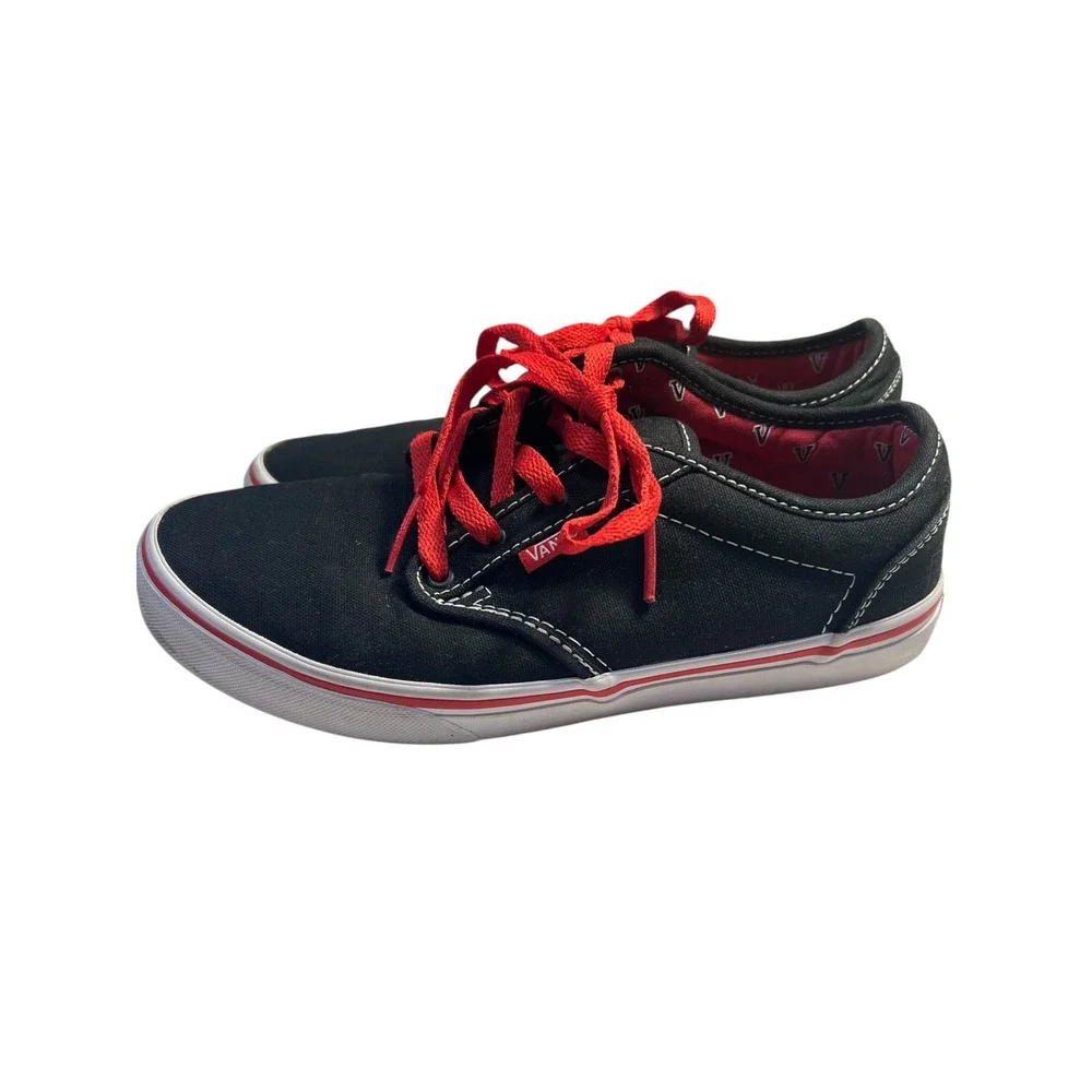 Vans Black Sneakers w Red Laces Youth Size 5.5 Skater Skateboarding Alternative